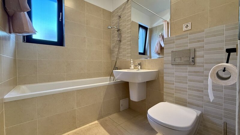 Baneasa, apartament cu gradina in Greenfield Baneasa